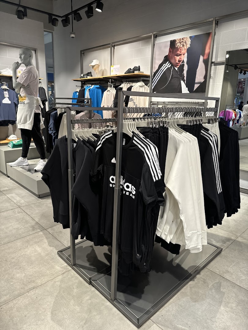 adidas Store