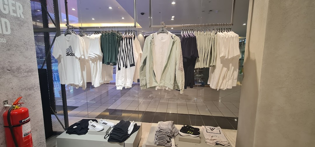 adidas Store