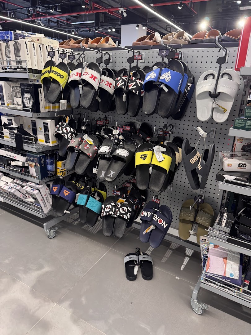 Brands For Less براندز فور لس - Granada Mall