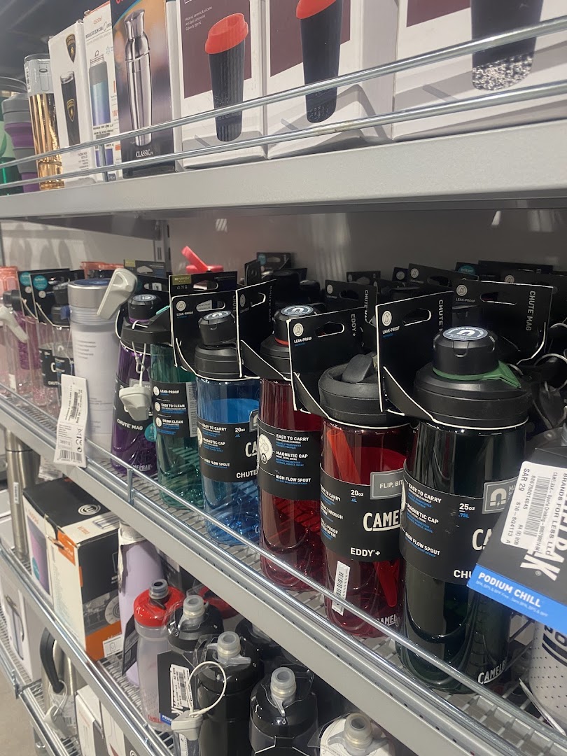 Shelves stocked with various reusable water bottles and drinkware.