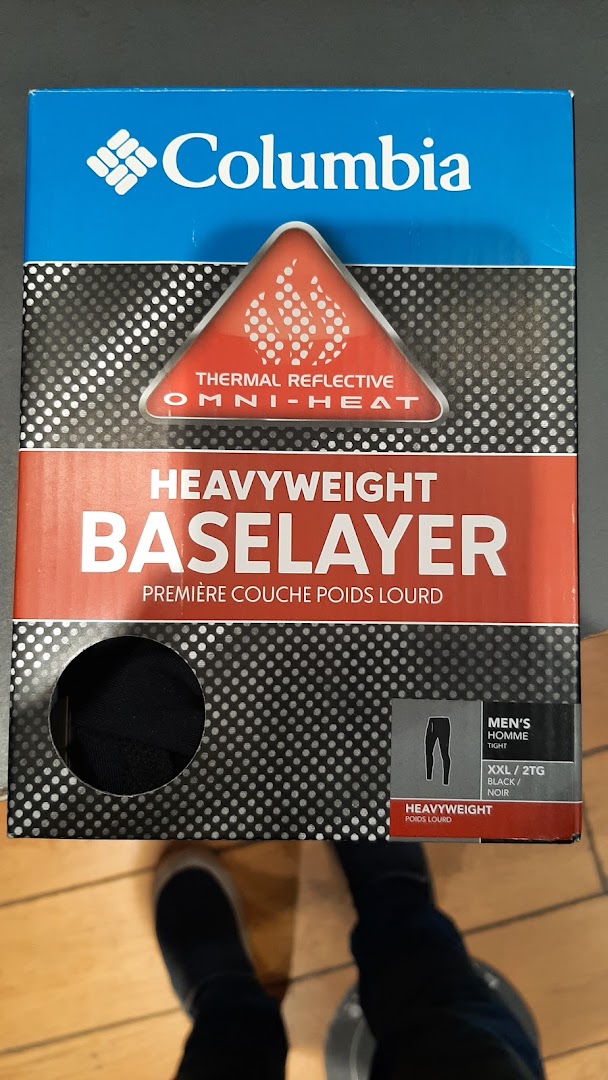 A box of Columbia heavyweight thermal base layer pants for men.