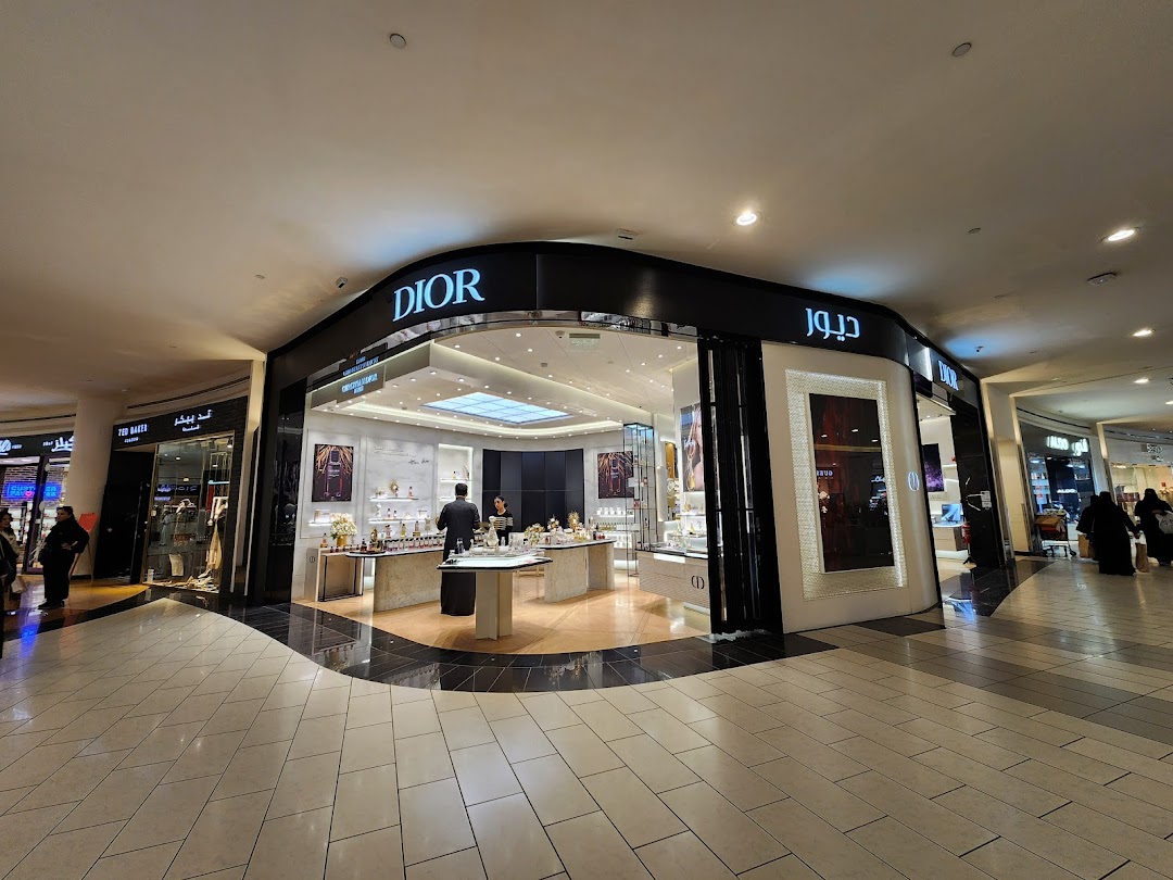DIOR