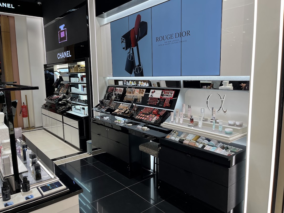 FACES - Granada Mall