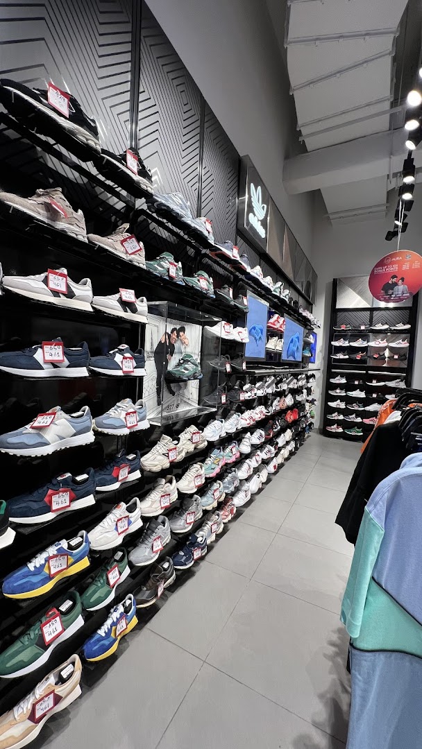 Foot Locker