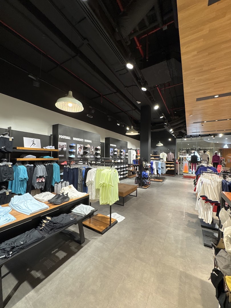 Nike Store