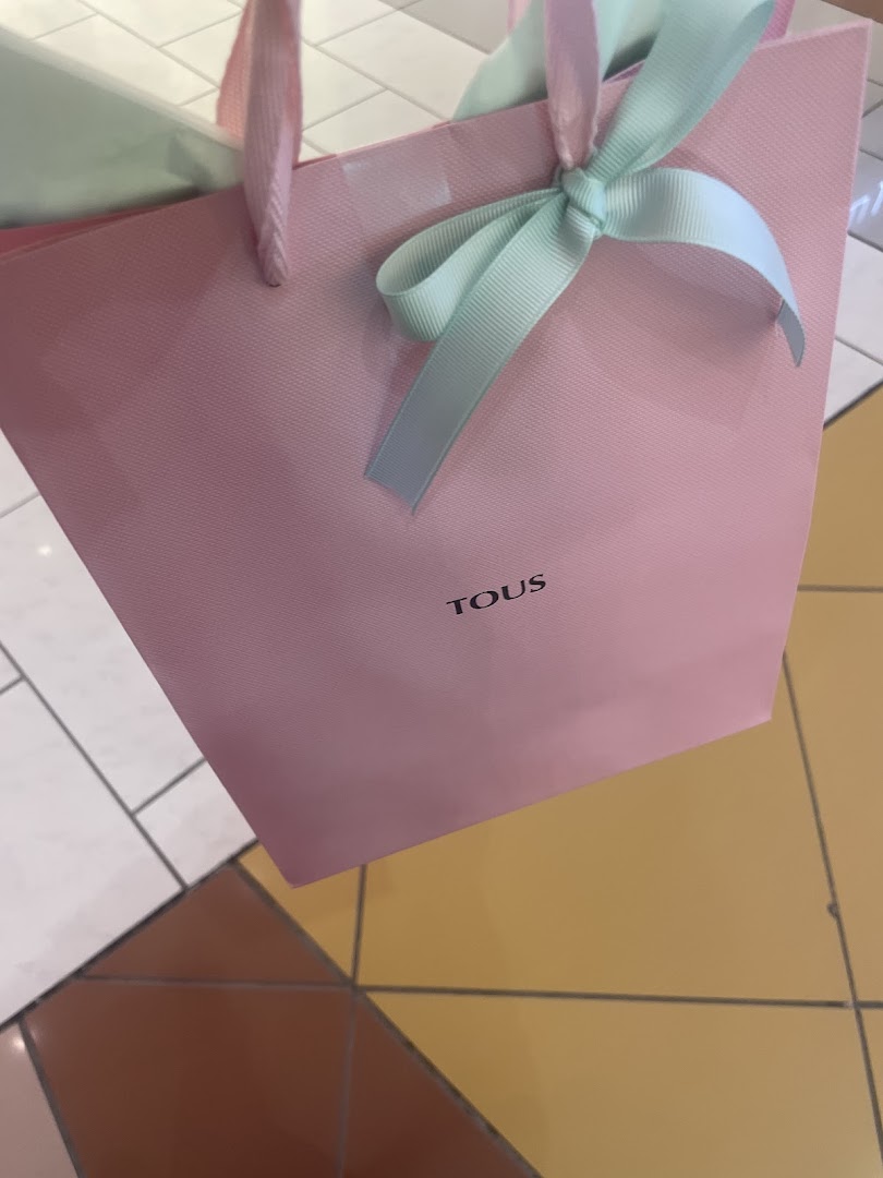 Tous